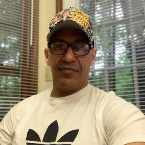 Meet your Posher, Gustavo adolfo